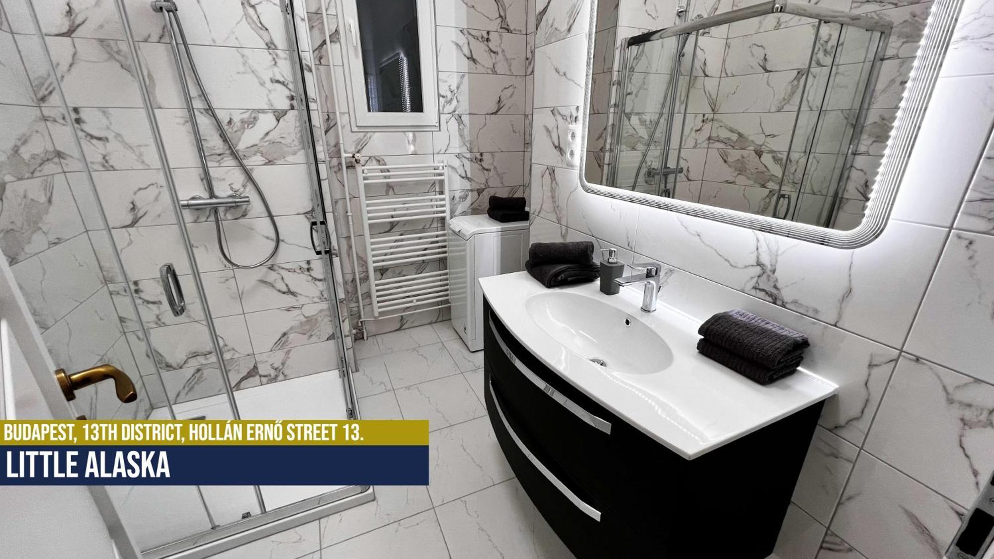 Little Americas Alaska Apartment Budapest Exterior photo